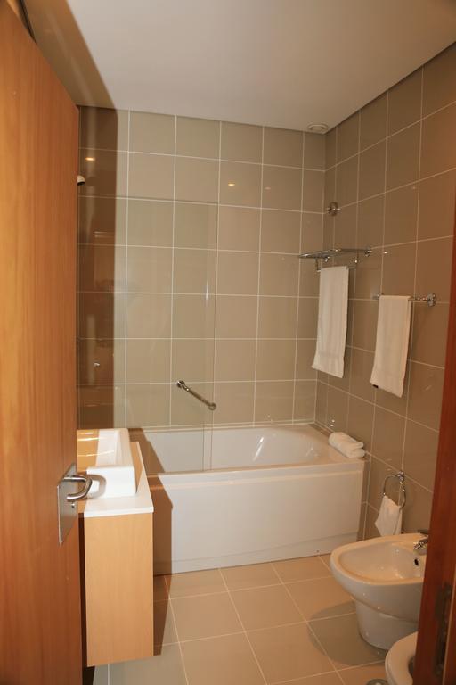 Fly Hotel Луанда Екстериор снимка