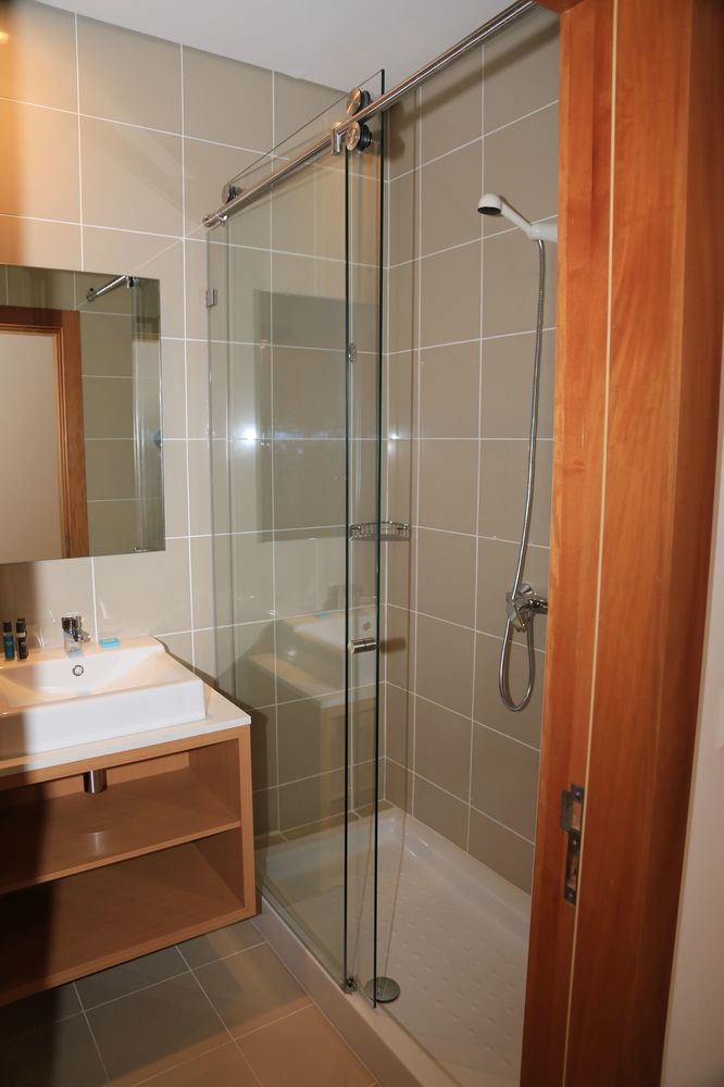 Fly Hotel Луанда Екстериор снимка